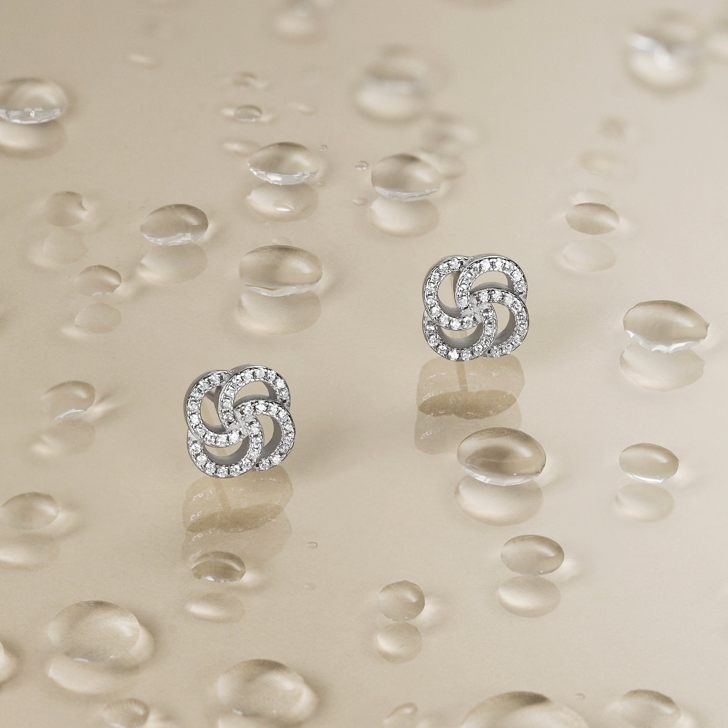 Pendientes de plata y circonitas amor infinito