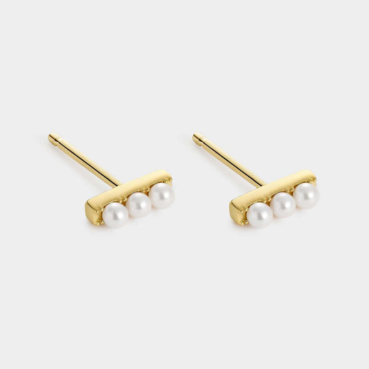 Silver and gold earrings with pearls set