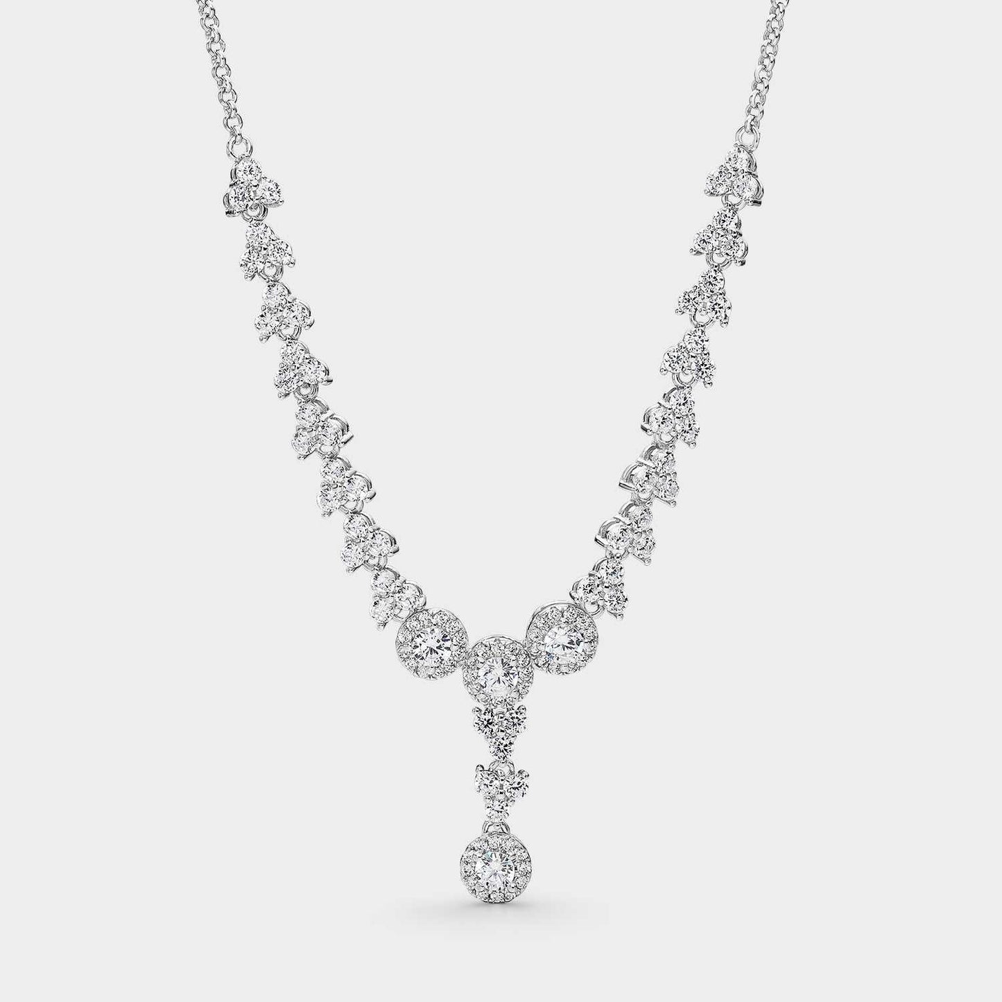Collar de plata con circonitas blancas
