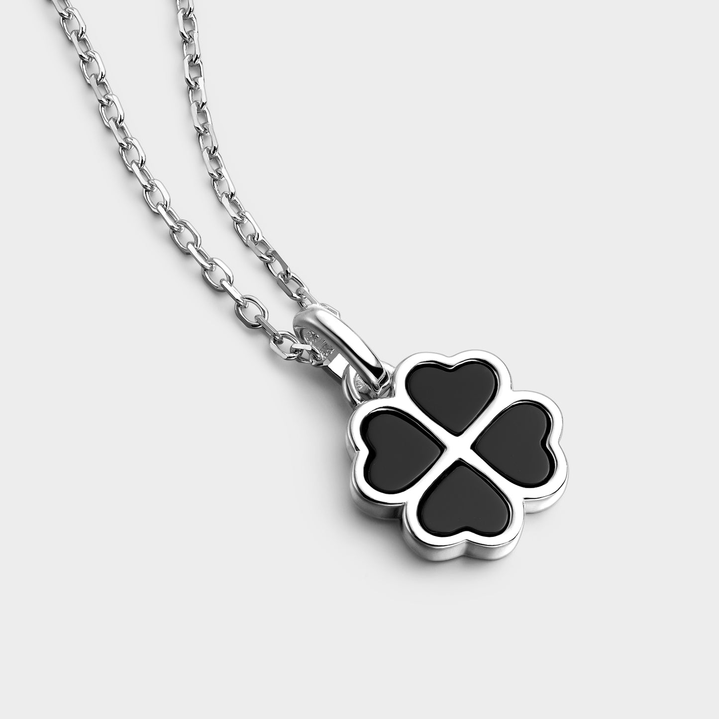 Collar trébol de ónix