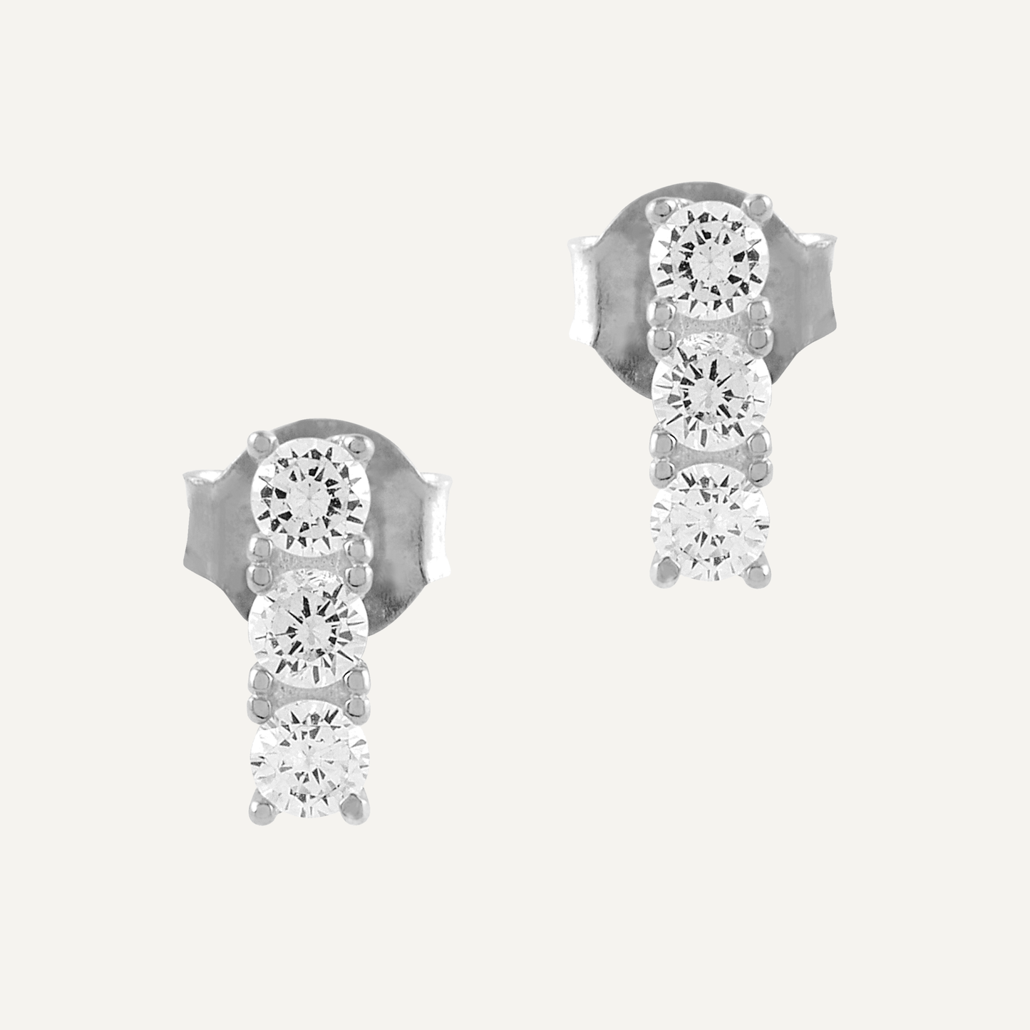 Drei Ohrringe aus Silber mit Zirkonia