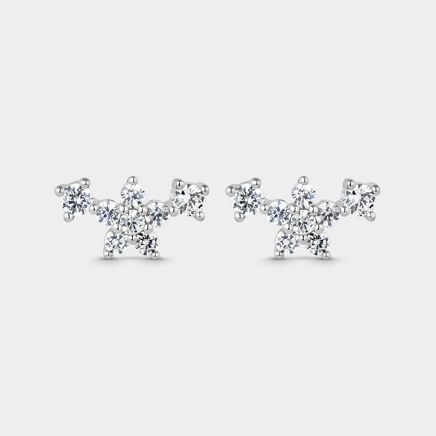Pendientes de plata con circonitas blancas en forma de flor
