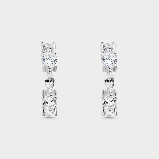 Pendientes criollas con circonitas blancas