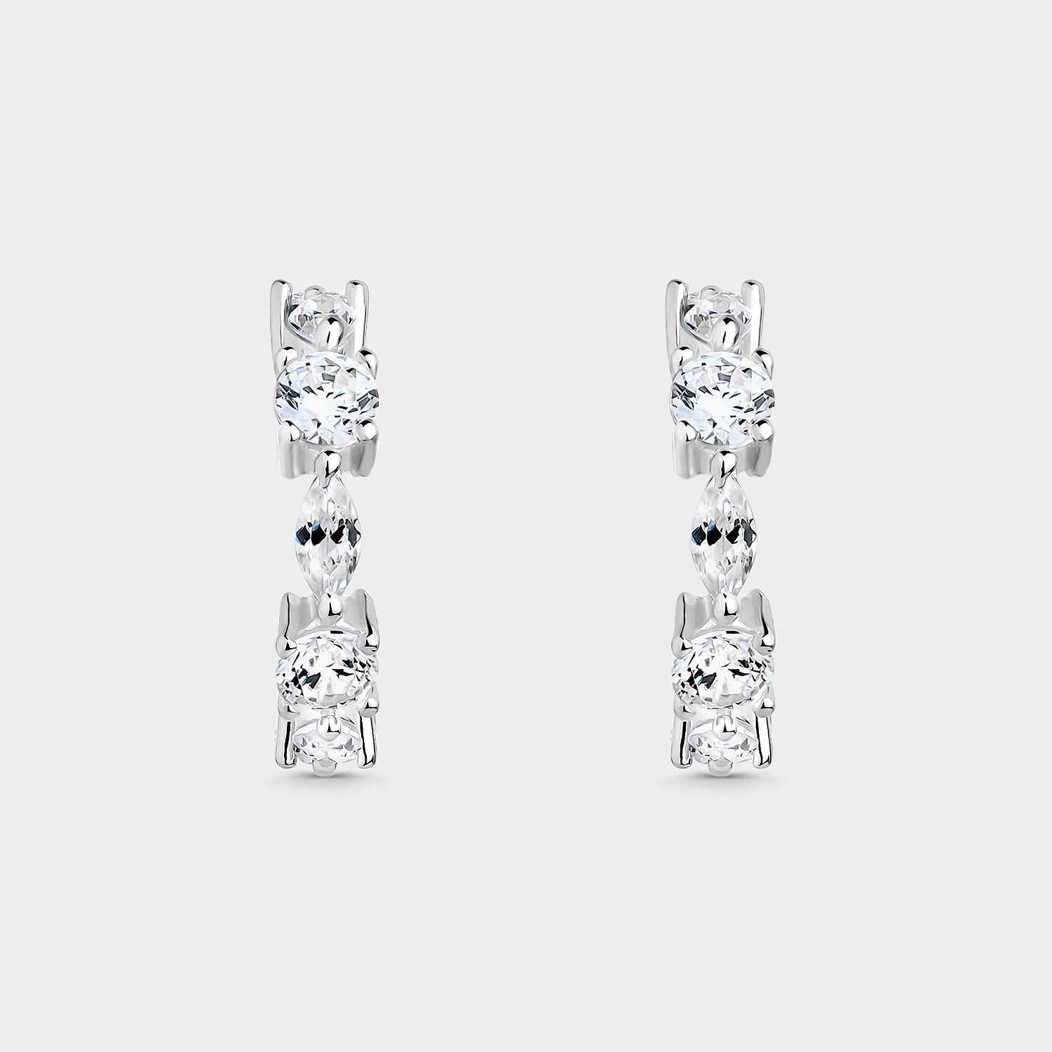 Pendientes criollas con circonitas blancas distintas formas
