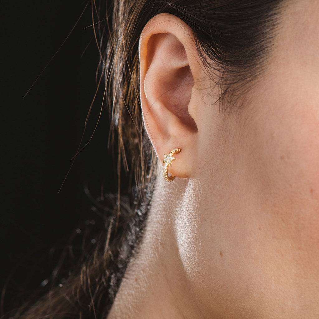 Pendientes criolla baño oro 18k circonita estrella