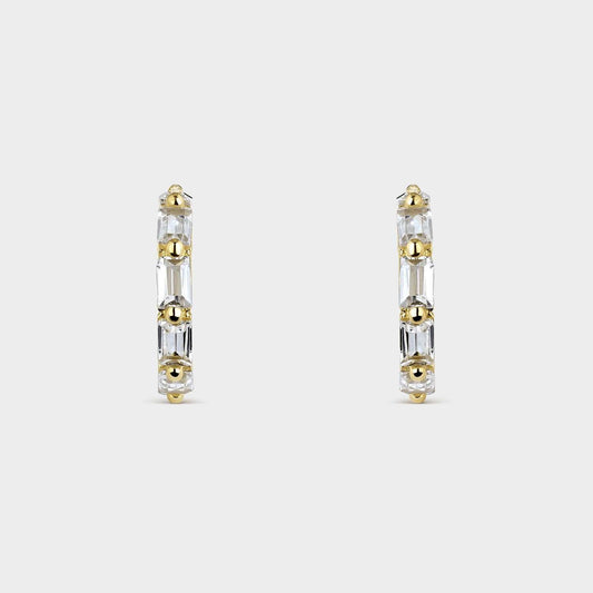 Pendientes criollas de plata bañada en oro amarillo abiertas con  circonitas blancas rectangulares