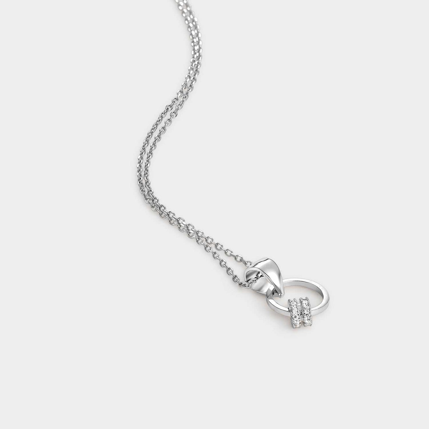 Collar de plata con circonitas blancas