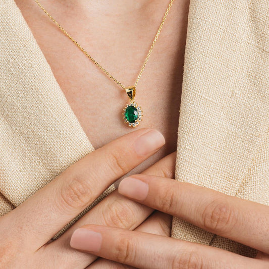 Conjunto de flor circonitas blancas y verdes | Plata 925 bañada en oro