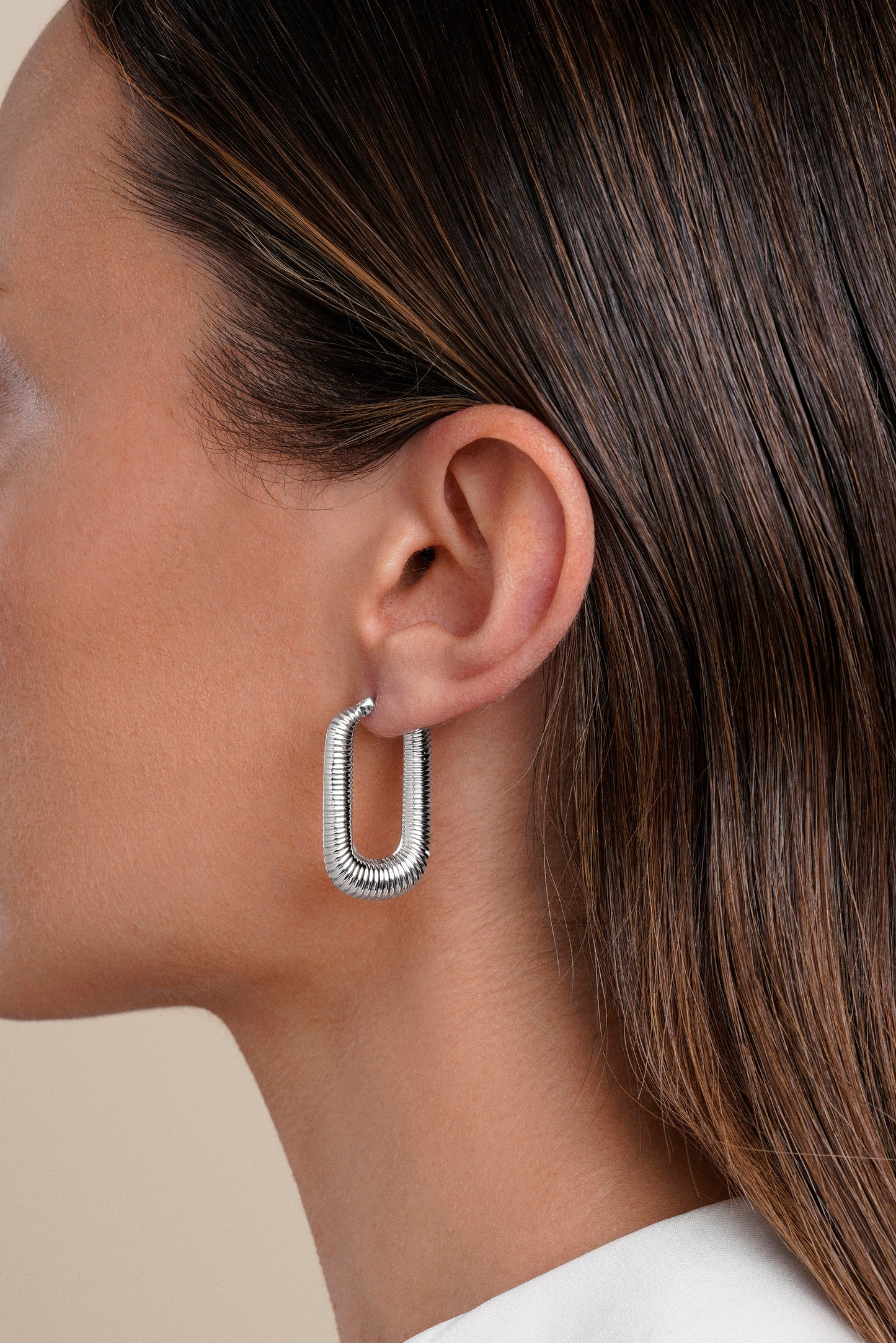 Aros rayados bold rectangular plata 19x32mm
