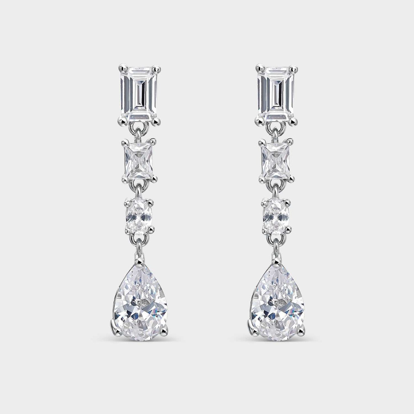 Pendientes de plata y circonitas blancas