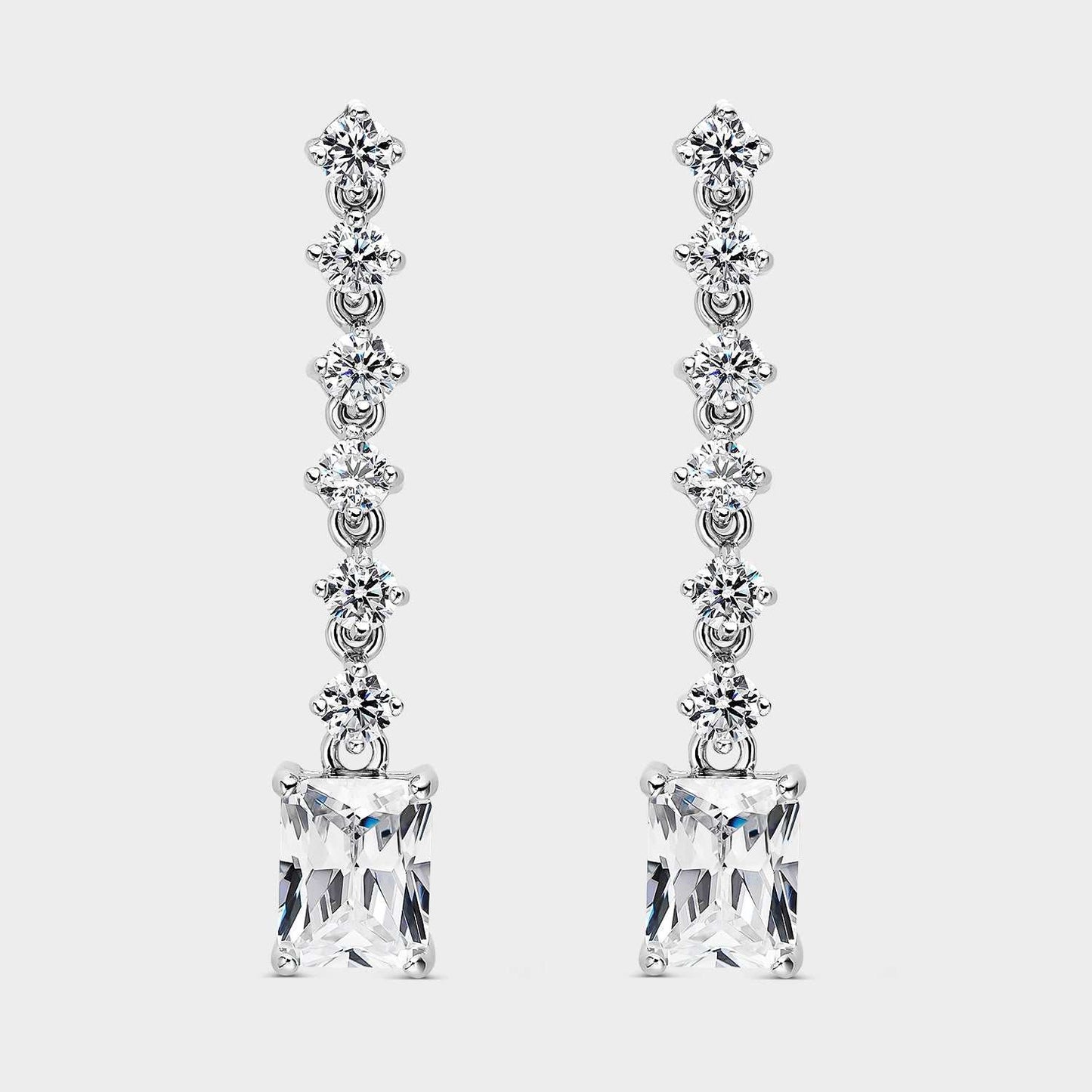 Pendientes de plata con circonitas blancas