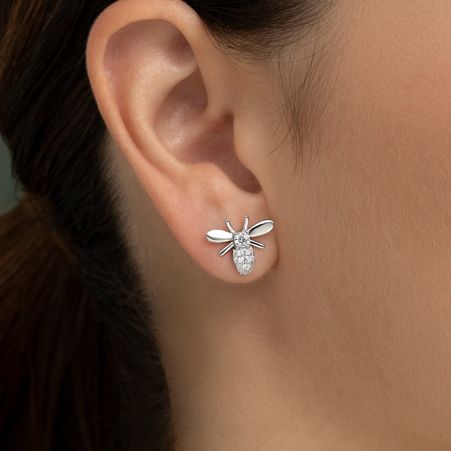 Pendientes de plata y circonitas abejita