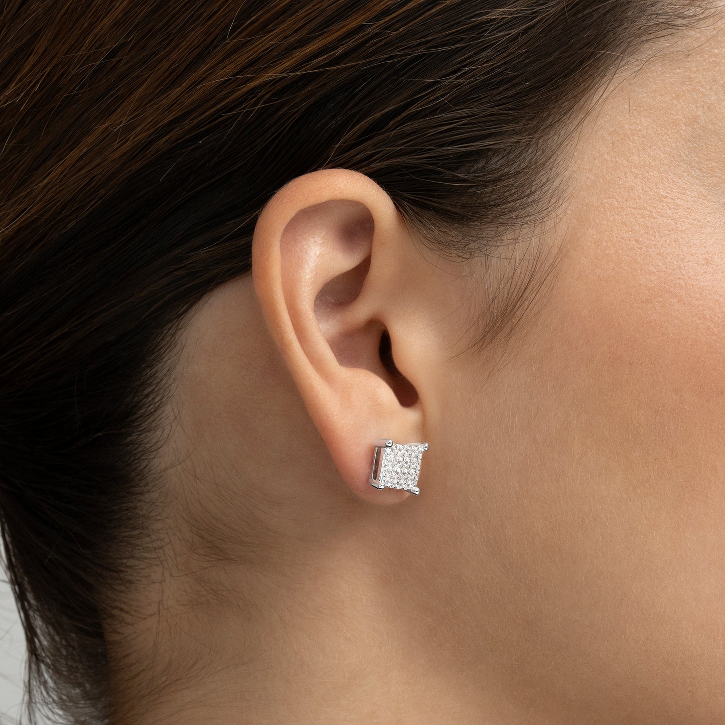 Pendientes en plata pavé de circonitas motivo cuadrado