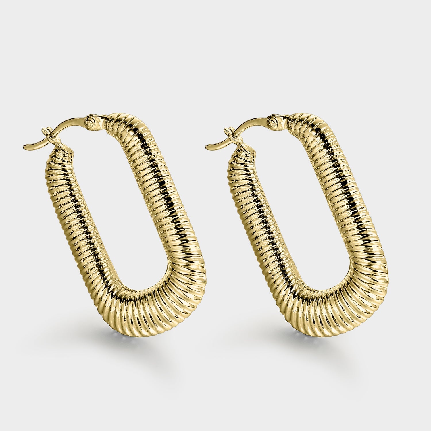 Aros gusano bold rectangular plata bañada en oro 19x28mm