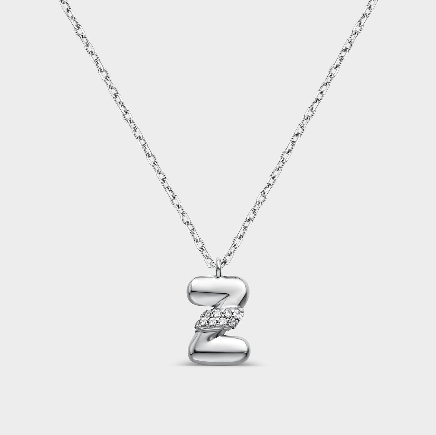 Collar con inicial "Z" con volumen, plata y linea de circonitas