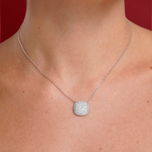 Collar cushion pavé blanco