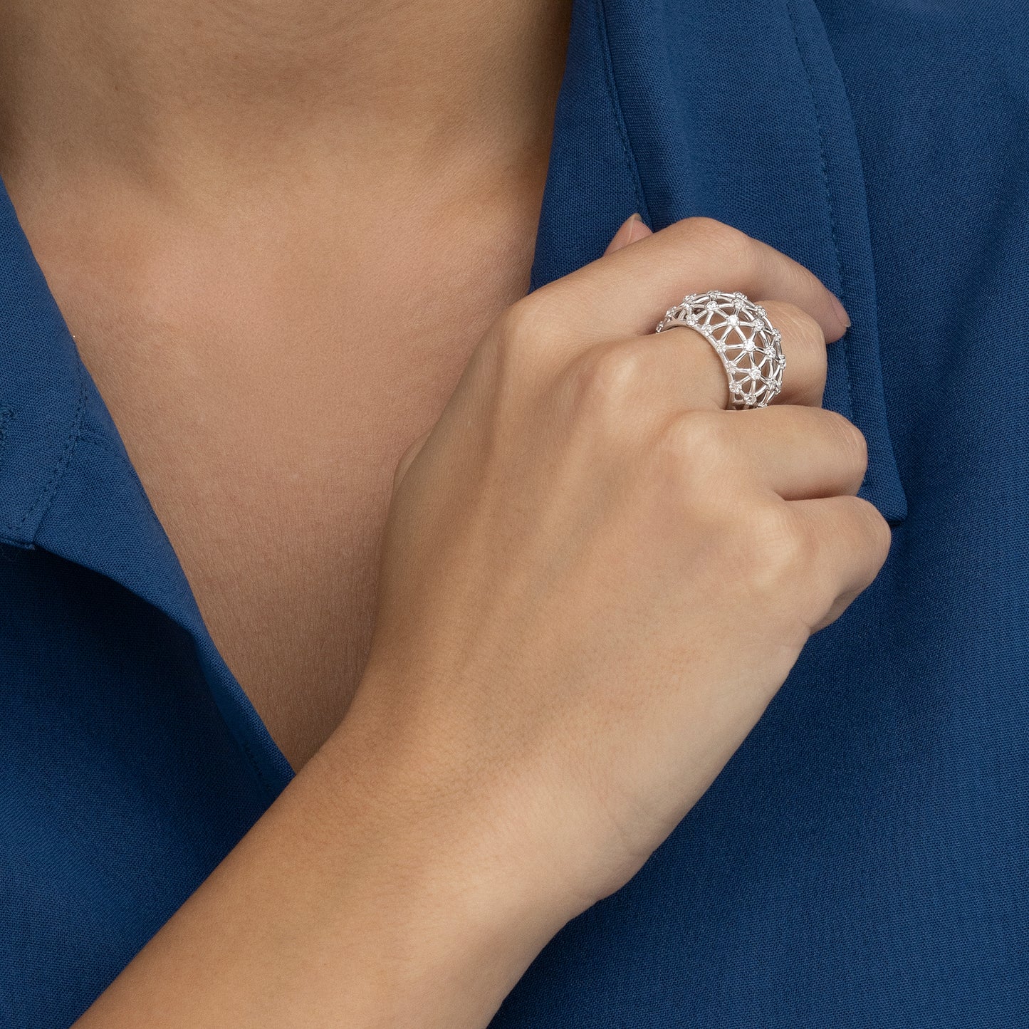 Anillo de plata y circonitas galaxia