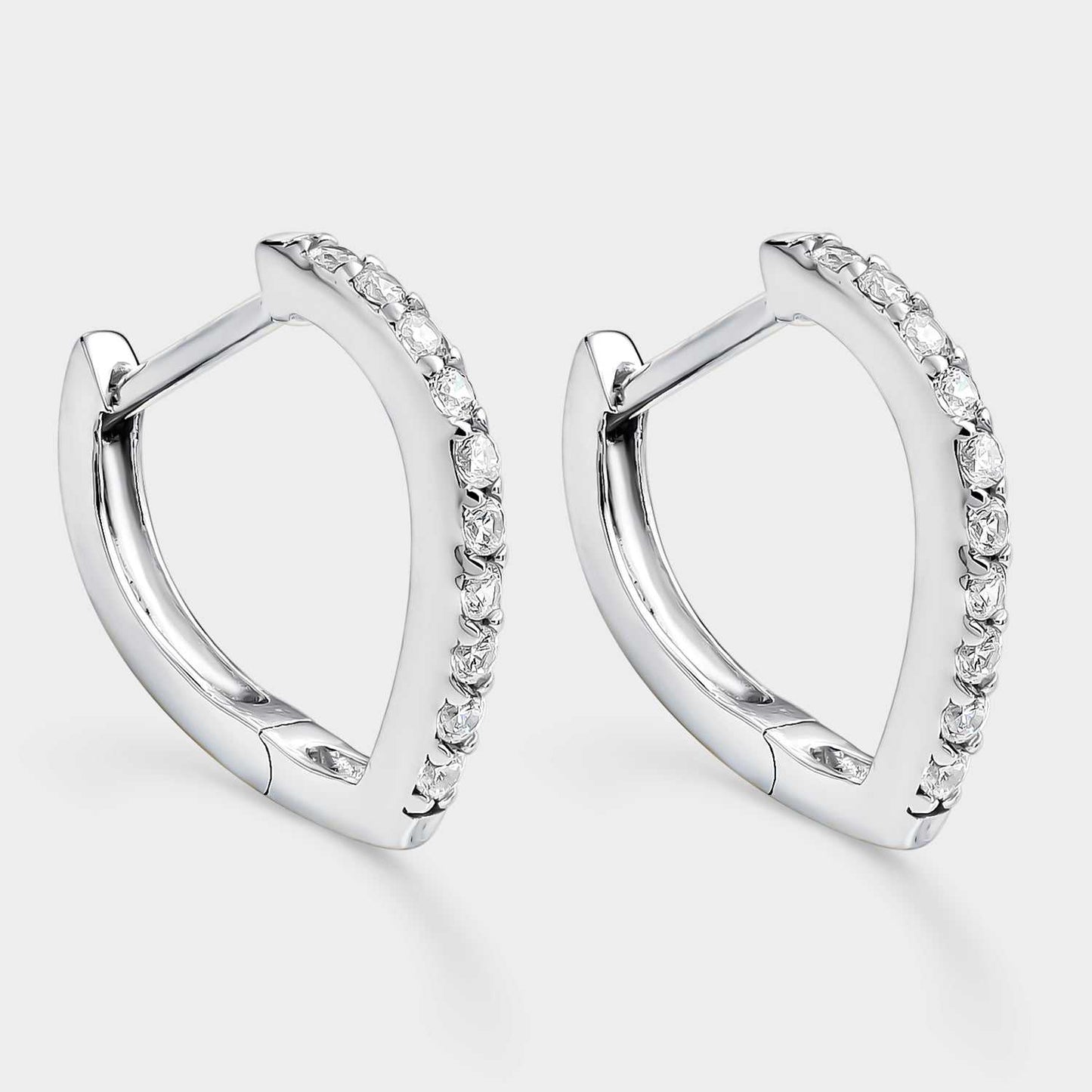Pendientes de plata con circonitas blancas