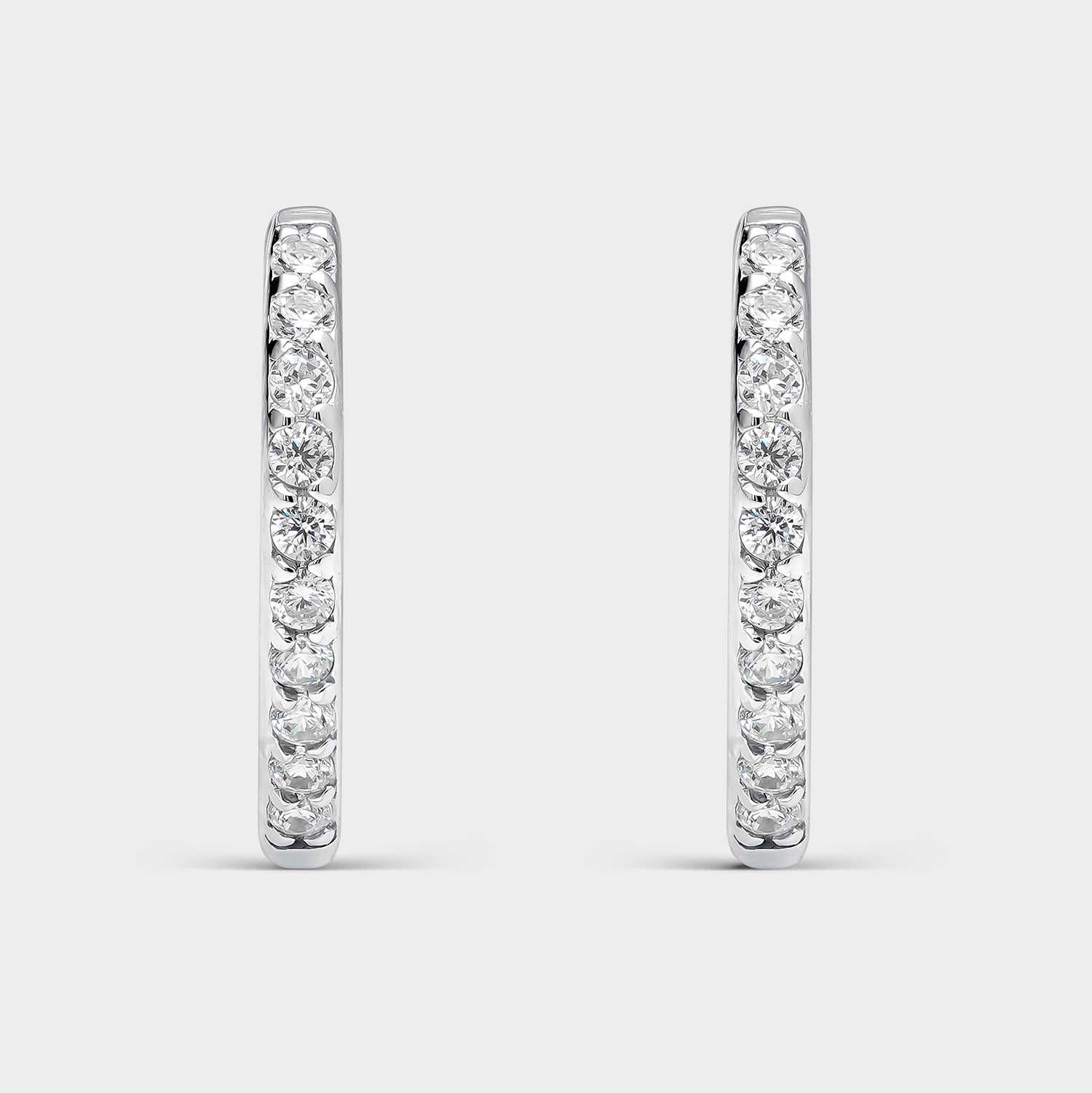 Pendientes de plata con circonitas blancas