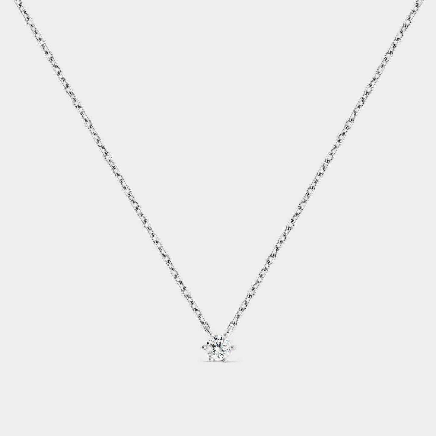 Collar de plata con circonita de 3,8 mm montado sobre 6 garras