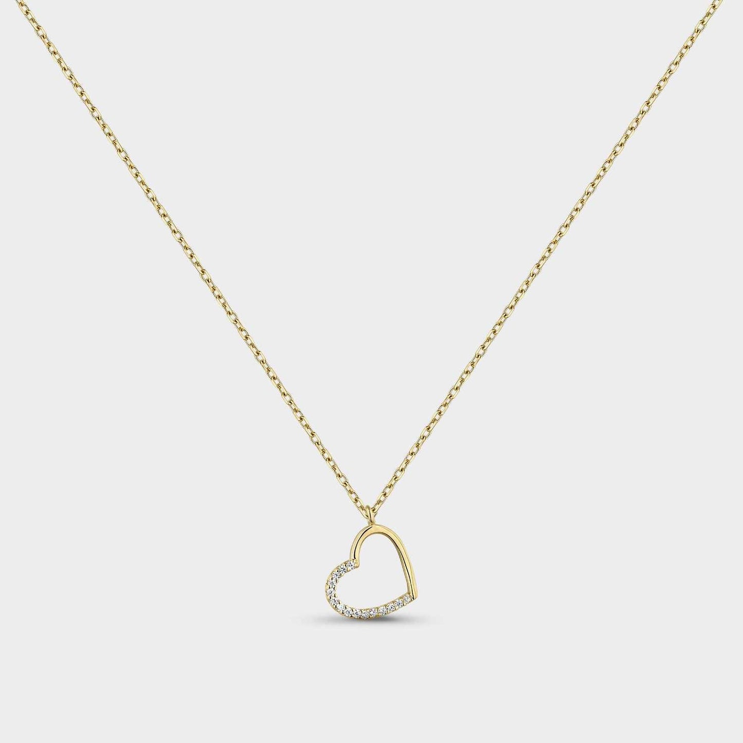 Collar bañado en oro con corazón de circonitas blancas