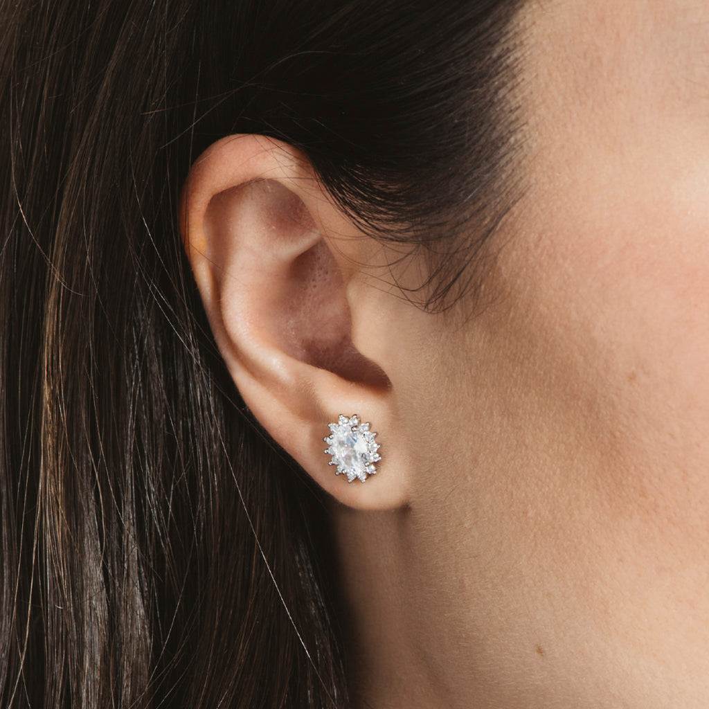 Conjunto en flor de collar y pendientes en plata con circonitas blancas