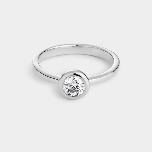 Silver solitaire ring with 5.25 mm zirconia set in bezel