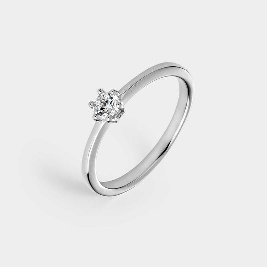 Silver solitaire ring with 3.8 mm zirconia mounted on 6 claws