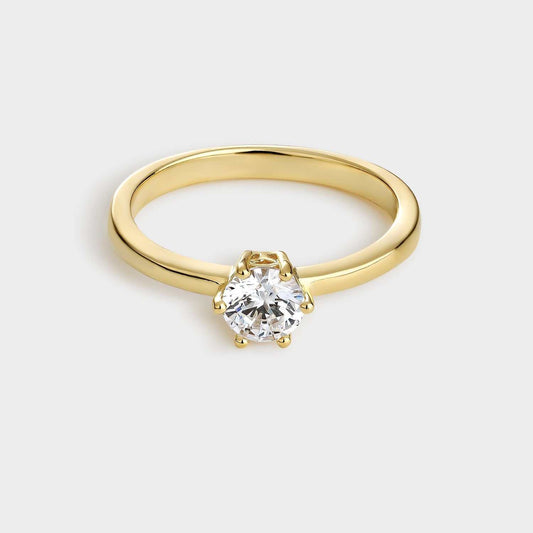 Anillo solitario de plata chapado en oro amarillo con circonita de 5,25 mm montada sobre 6 garras